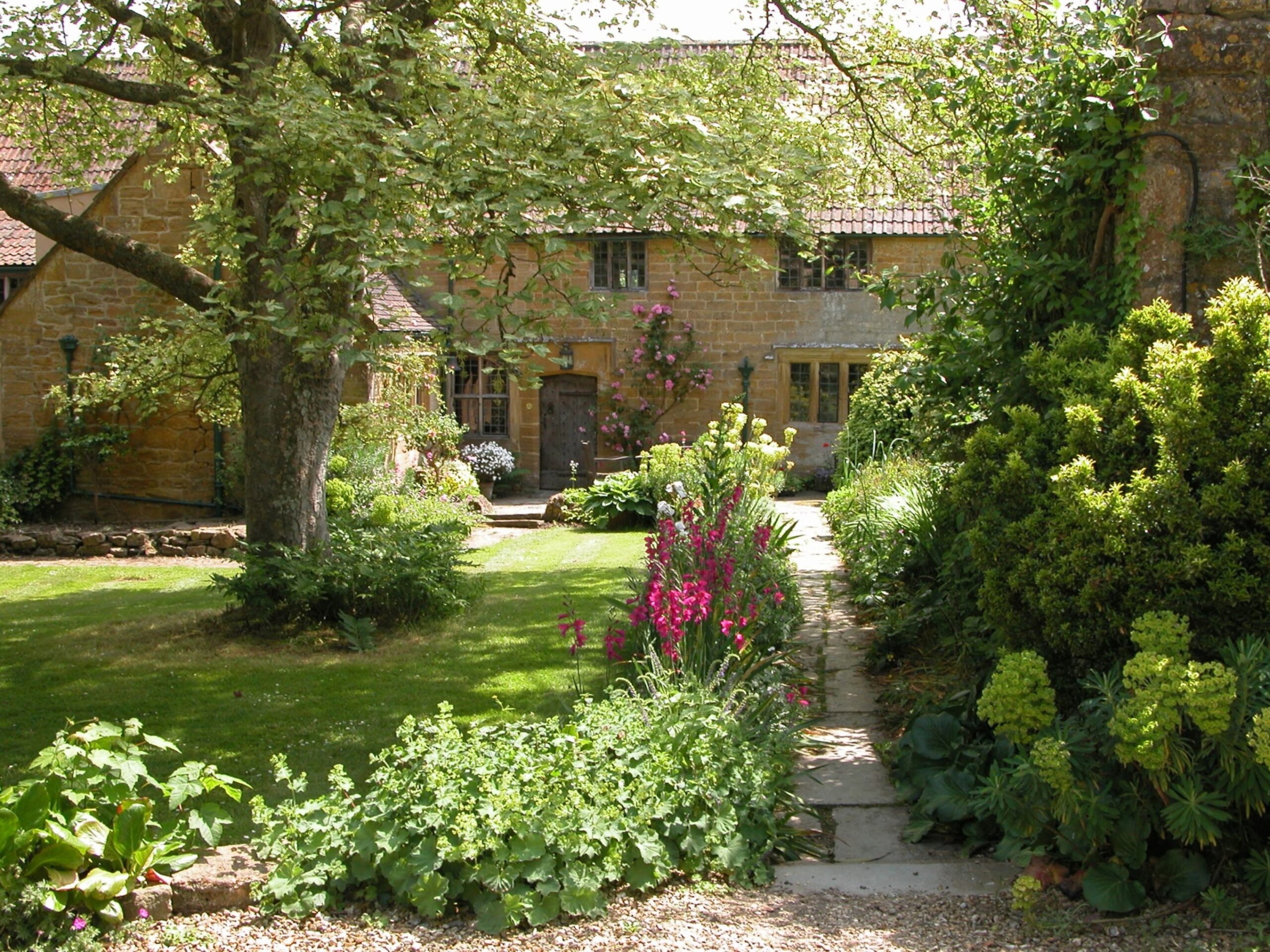 East Lambrook Manor Gardens
